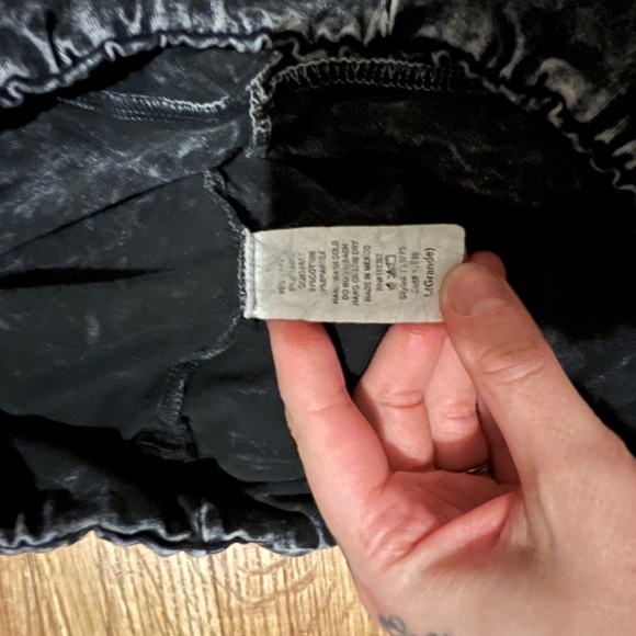 MIcro mini skirt with built in shorts - Picture 6 of 6